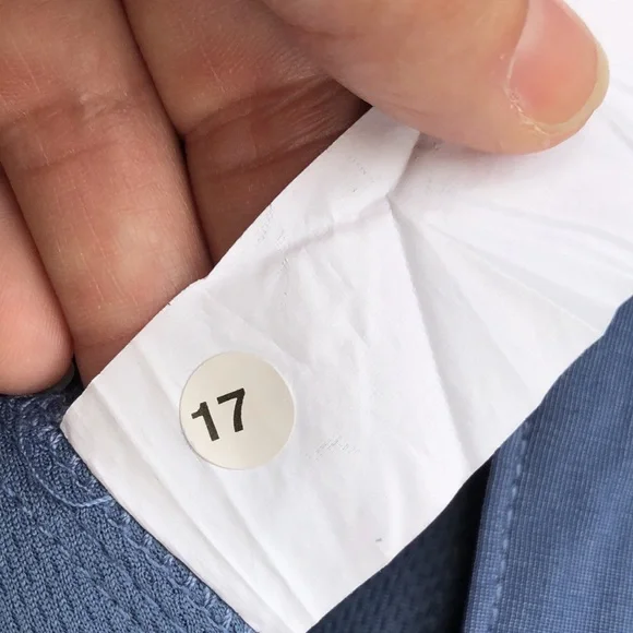 Brand new! - IZOD GOLF Straight Flat Front Golf Shorts w/ Stretch - Picture 6 of 8